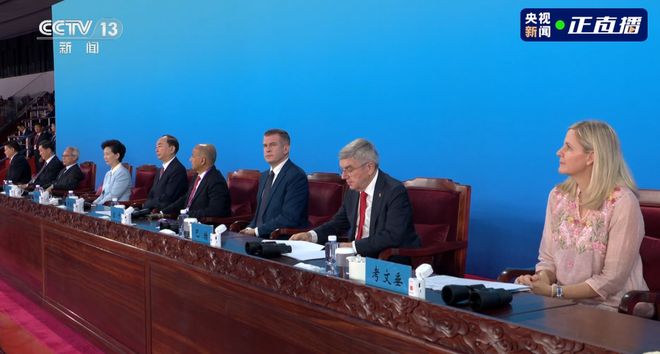 、浩洋、豪尔赛、冠雅…点亮全运会！爱游戏app佛山照明、洲明、三思(图6)